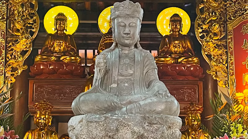 Bảo vật quốc gia tượng Quan Thế Âm chùa Cung Kiệm.