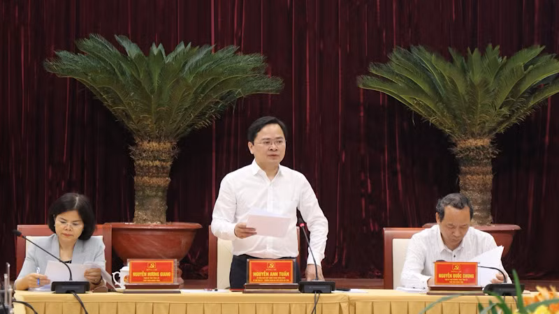 Đồng chí Bí thư Tỉnh ủy Bắc Ninh yêu cầu rà soát, chỉ rõ cơ quan, cán bộ đùn đẩy, né tránh, không hoàn thành nhiệm vụ.