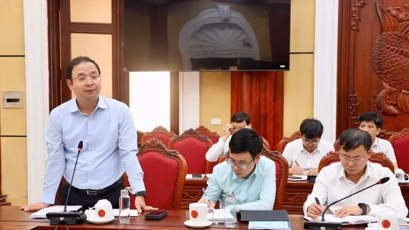 Giám đốc Sở Giáo dục và Đào tạo Bắc Ninh phát biểu.