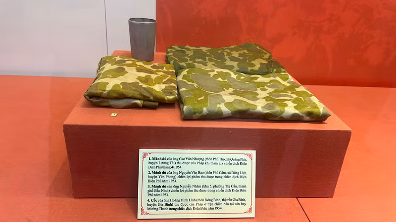 Các hiện vật từ chiến trường Điện Biên được bảo tàng tỉnh sưu tầm từ những người tham gia chiến dịch đang sinh sống trên địa bàn.