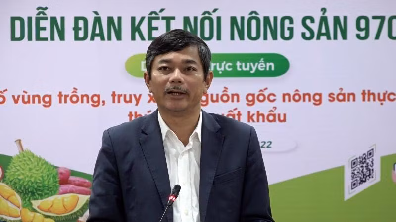 Ông Trần Văn Cao, Phó Tổng Biên tập Báo Nông nghiệp Việt Nam phát biểu tại diễn đàn.