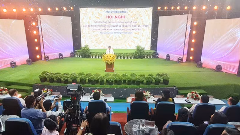 Quang cảnh hội nghị.