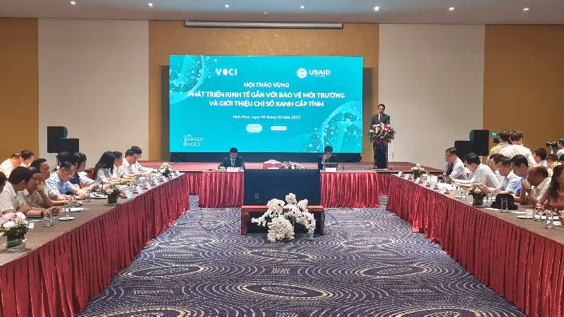 Các đại biểu dự hội thảo.