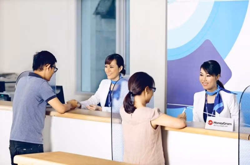 Nhận tiền kiều hối về Việt Nam qua hệ thống giao dịch Ngân hàng Thương mại cổ phần Á Châu (ACB). 