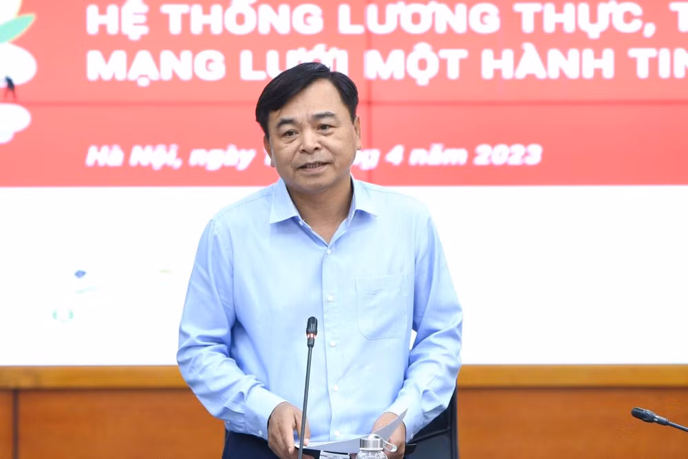 Thứ trưởng Nông nghiệp và Phát triển nông thôn Nguyễn Hoàng Hiệp chia sẻ tại buổi họp báo.