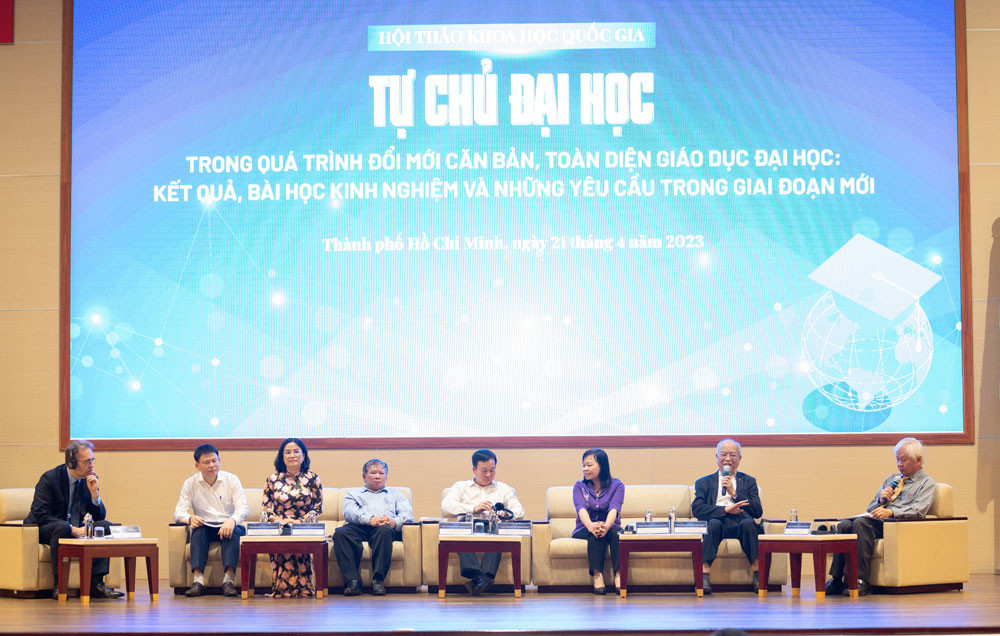 Các chuyên gia, nhà khoa học thảo luận tại Hội thảo.