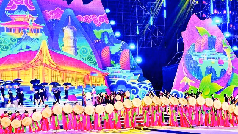 Mãn nhãn với sắc mầu Carnaval Hạ Long 2025.