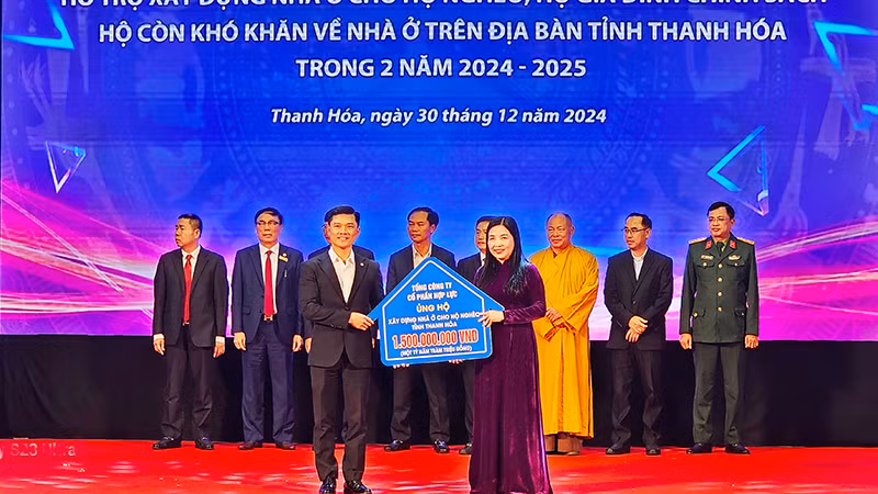 Doanh nghiệp ủng hộ đợt 2, trợ giúp hộ nghèo cải thiện khó khăn về nhà ở.