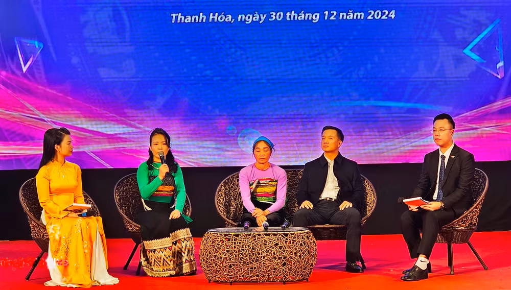 Diễn đàn giao lưu hỗ trợ, khích lệ người nghèo vượt khó.