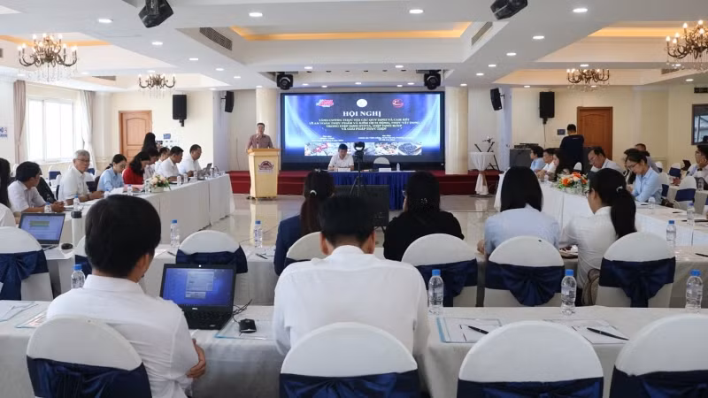 Quang cảnh hội nghị