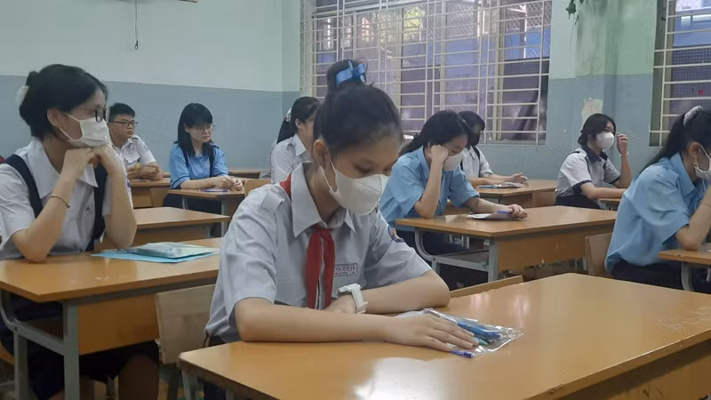 Học sinh Thành phố Hồ Chí Minh tham gia kỳ thi tuyển sinh lớp 10 năm học 2024-2025.