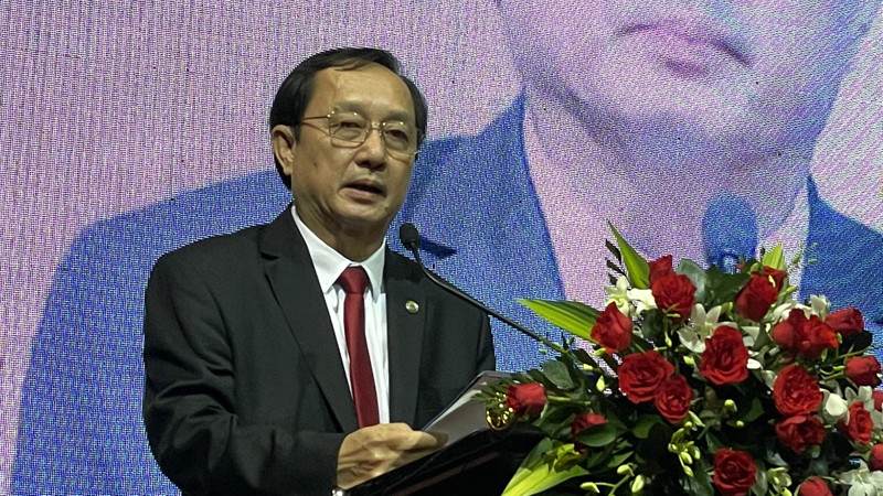 Bộ trưởng Khoa học và Công nghệ Huỳnh Thành Đạt phát biểu tại diễn đàn.