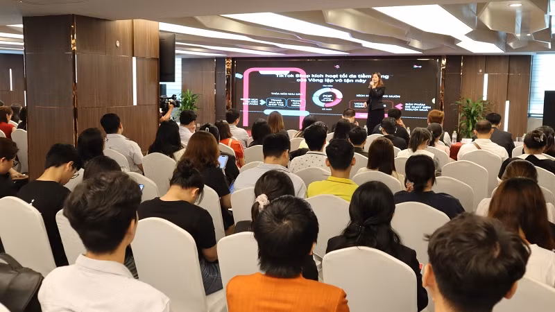 Quang cảnh khóa tập huấn.