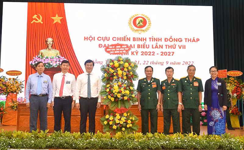 Lãnh đạo tỉnh Đồng Tháp luôn dành nhiều sự quan tâm đối với các hoạt động của Hội Cựu chiến binh tỉnh Đồng Tháp. (Ảnh: HỮU NGHĨA)