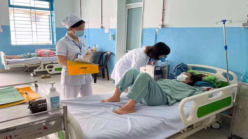 Bệnh nhân tại Bệnh viện đa khoa khu vực Hóc Môn, TP Hồ Chí Minh (Ảnh minh họa: Linh Bảo).