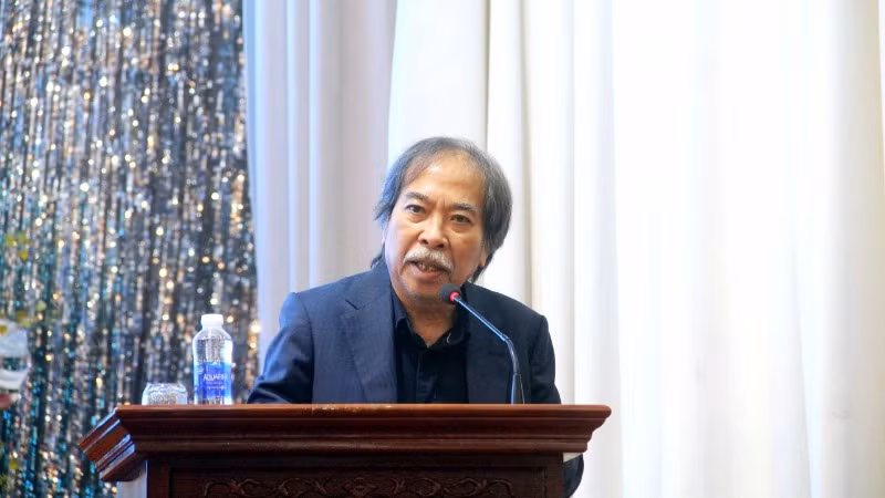 Chủ tịch Hội Nhà văn Việt Nam Nguyễn Quang Thiều phát biểu khai mạc.