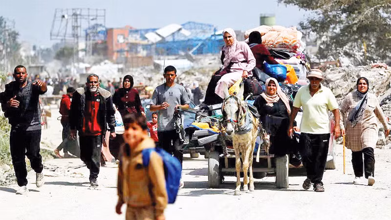 Người dân Gaza phải di dời khi Israel nối lại các cuộc tấn công.
