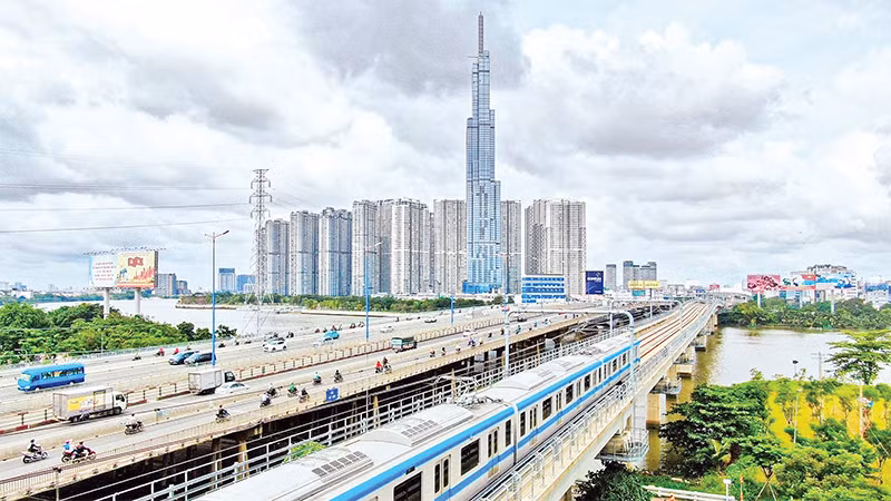 Tuyến đường sắt đô thị số 1 Bến Thành-Suối Tiên (Thành phố Hồ Chí Minh) có khoảng 200 chuyến tàu phục vụ hành khách mỗi ngày. (Ảnh THẾ ANH)