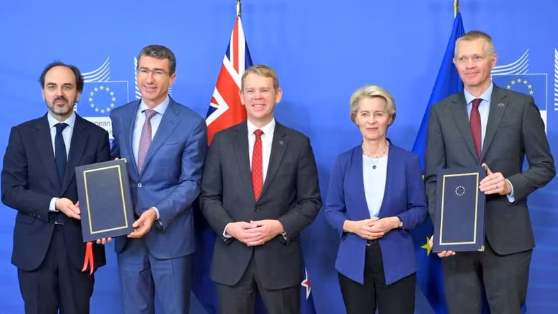 Lễ ký kết FTA giữa EU và New Zealand. (Ảnh EC)