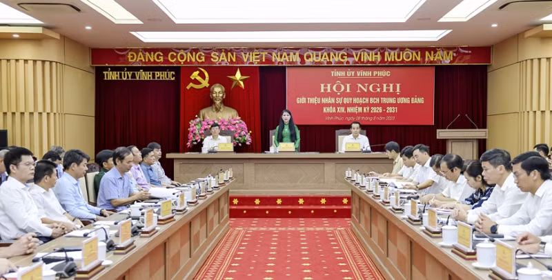 Hội nghị cán bộ chủ chốt tỉnh Vĩnh Phúc.