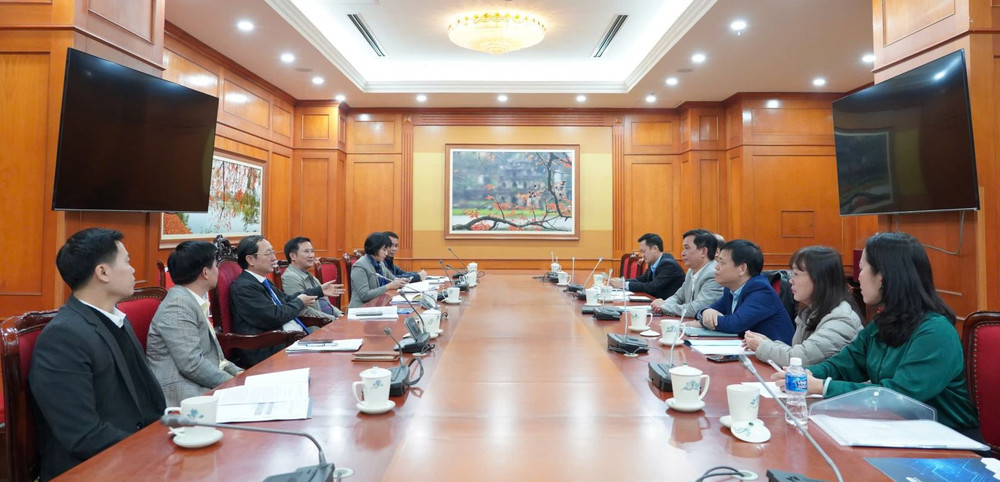 Toàn cảnh buổi làm việc.