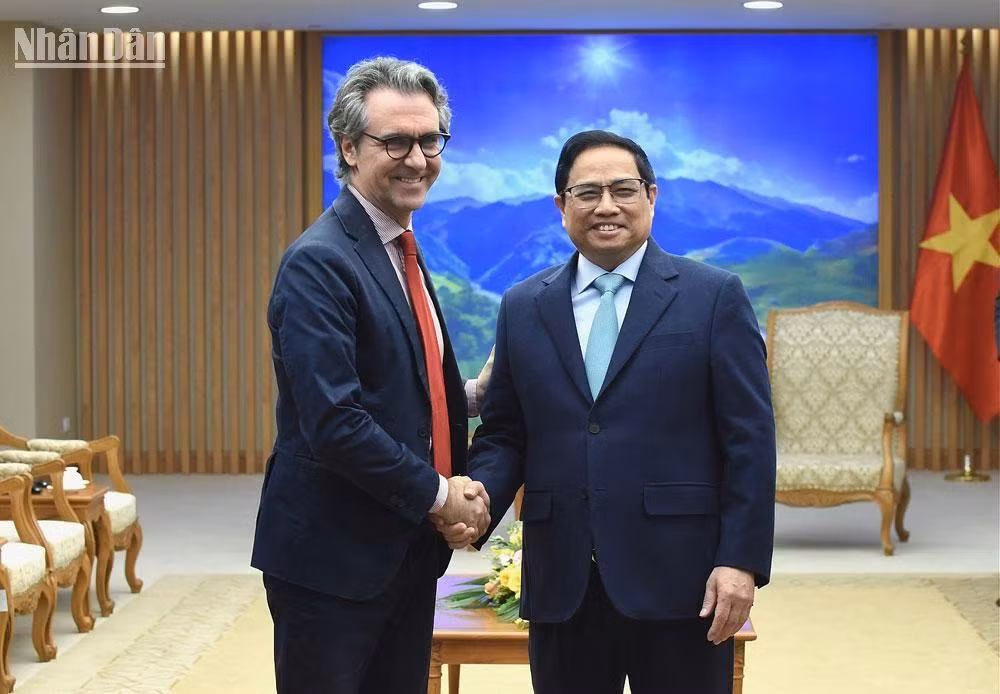 Thủ tướng Phạm Minh Chính tiếp ông Giorgio Aliberti, Đại sứ, Trưởng Phái đoàn Liên minh châu Âu (EU) tại Việt Nam. 