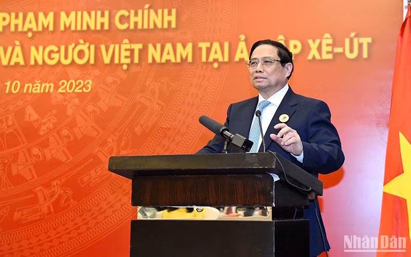 Thủ tướng Phạm Minh Chính phát biểu tại buổi gặp mặt. 