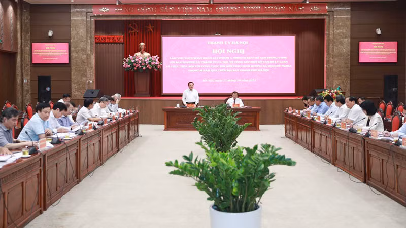 Quang cảnh hội nghị sáng 17/10.