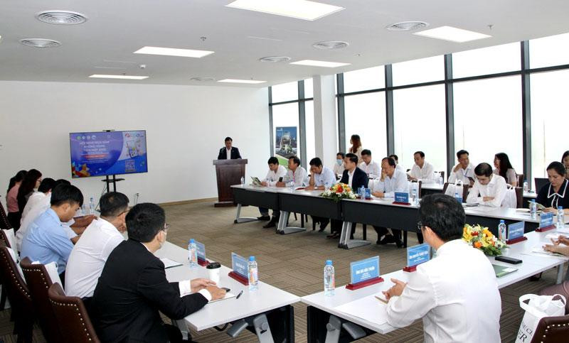 Hội nghị “Mua sắm không dùng tiền mặt 2022 trên địa bàn tỉnh Bình Dương”.