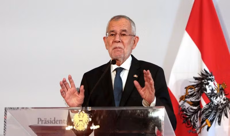 Ông Alexander Van der Bellen được bầu lại làm Tổng thống Cộng hòa Áo. (Ảnh: AFP/TTXVN)