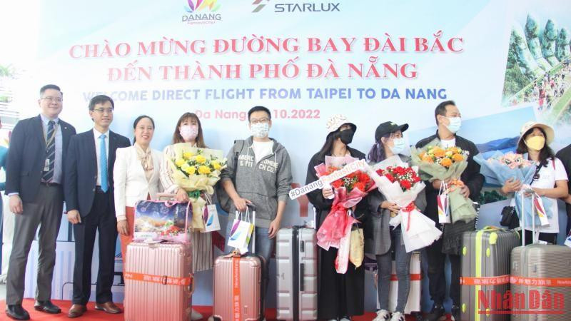 Đà Nẵng đón chuyến bay trực tiếp đến từ Đài Bắc sáng 28/10. 