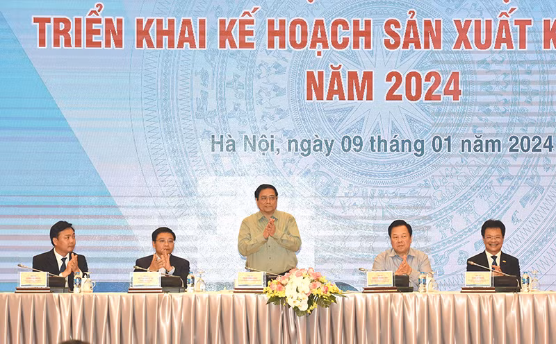 Thủ tướng Phạm Minh Chính dự và chỉ đạo hội nghị.