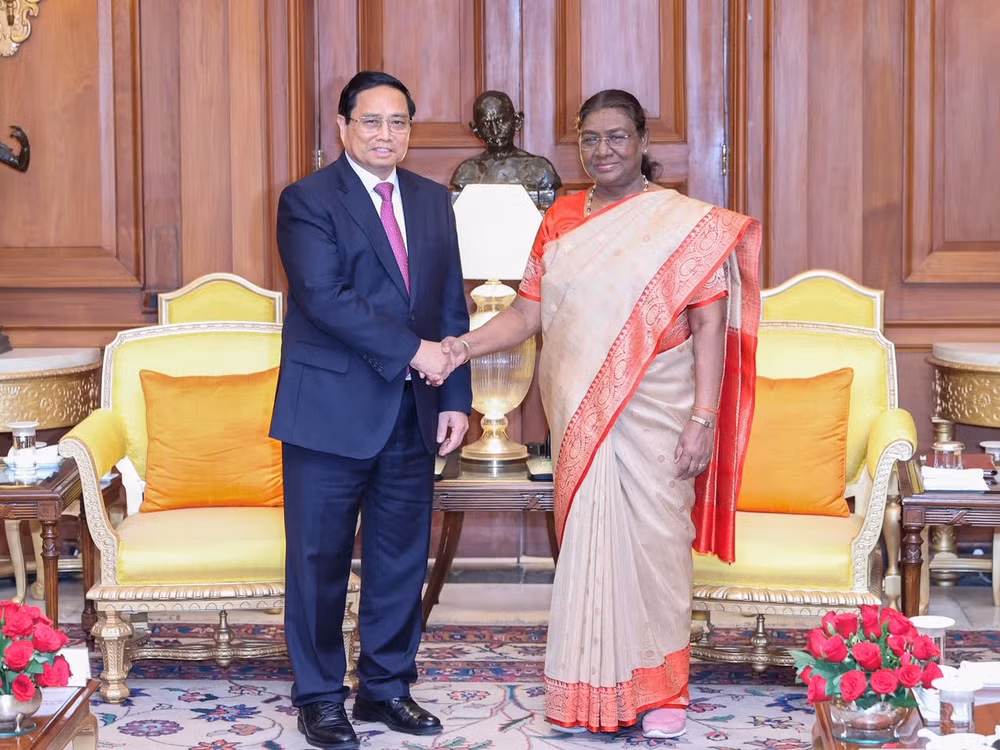 Thủ tướng Chính phủ Phạm Minh Chính hội kiến Tổng thống Droupadi Murmu. (Ảnh: NHẬT BẮC)