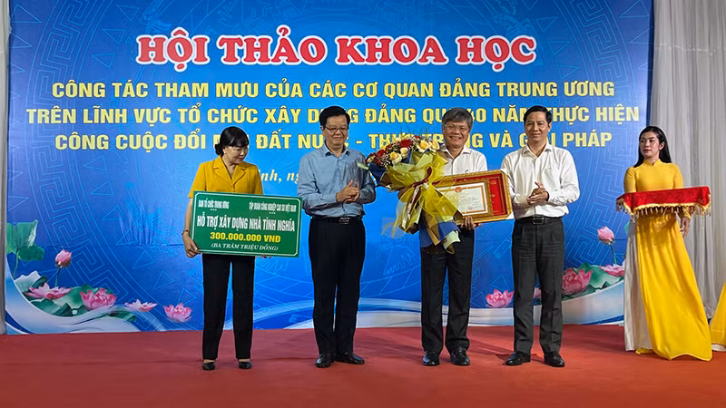 Nâng cao hiệu quả công tác tham mưu về tổ chức xây dựng Đảng trong giai đoạn mới