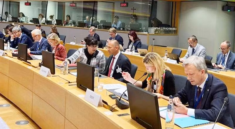 Các quan chức EU thảo luận về giá năng lượng. (Ảnh BTA)