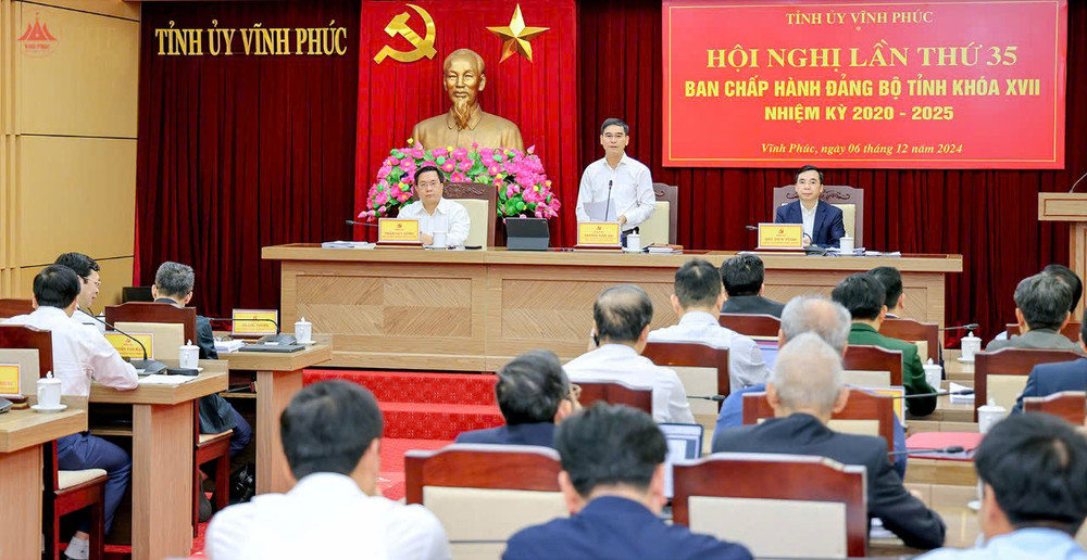 Hội nghị Ban Chấp hành Đảng bộ tỉnh Vĩnh Phúc bàn về tinh gọn bộ máy.