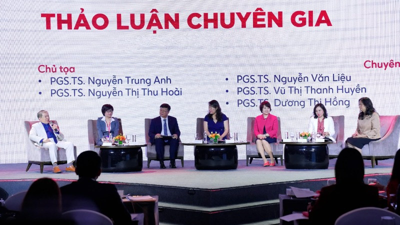 Các chuyên gia cùng thảo luận về các giải pháp phòng ngừa zona thần kinh.