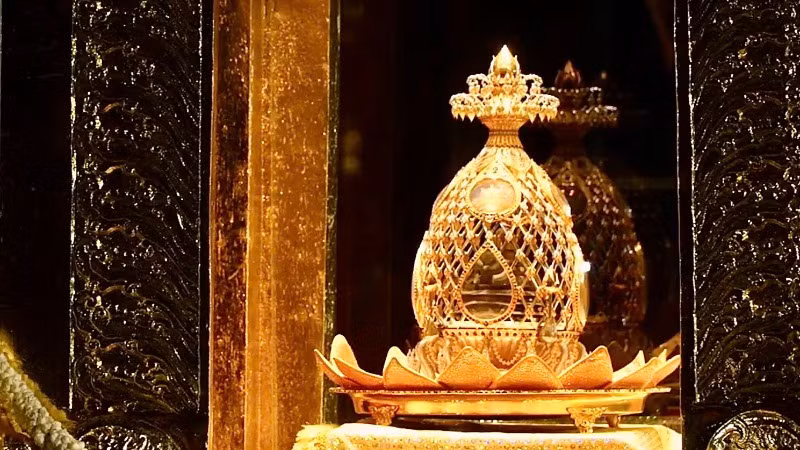 Cận cảnh xá lợi Đức Phật được an vị tại chùa Bái Đính.