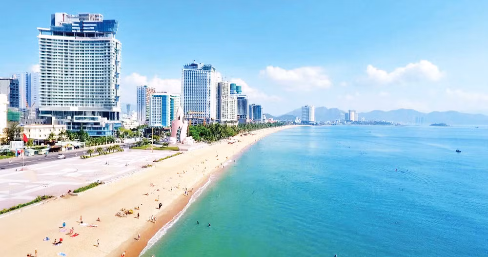 Thành phố biển Nha Trang. (Ảnh NGỌC HÒA)