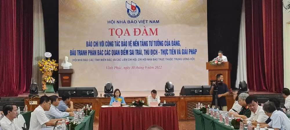 Toàn cảnh buổi Tọa đàm.