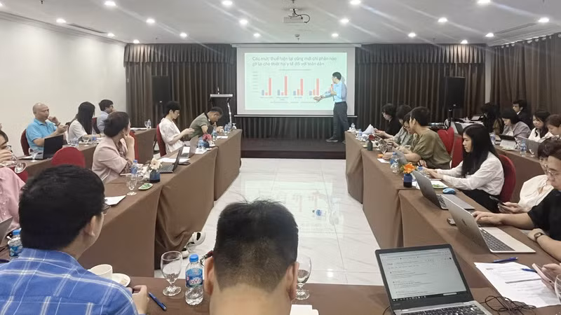 Quang cảnh buổi tập huấn.