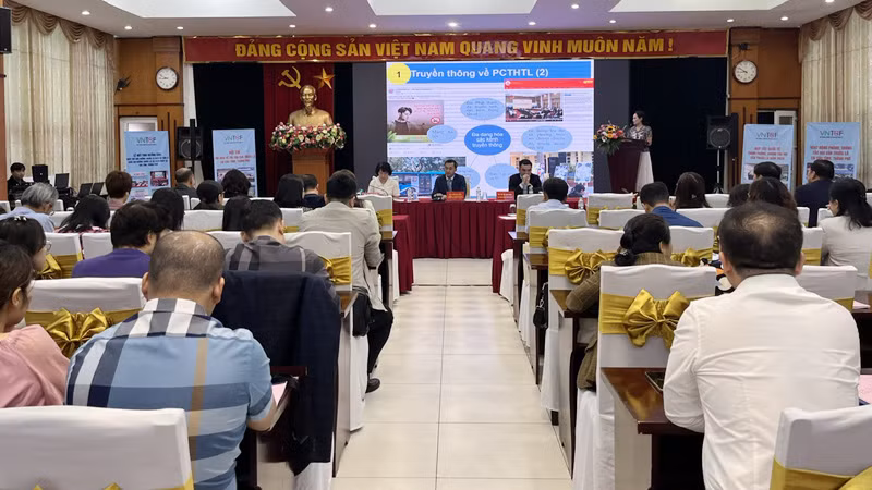 Quang cảnh hội nghị.