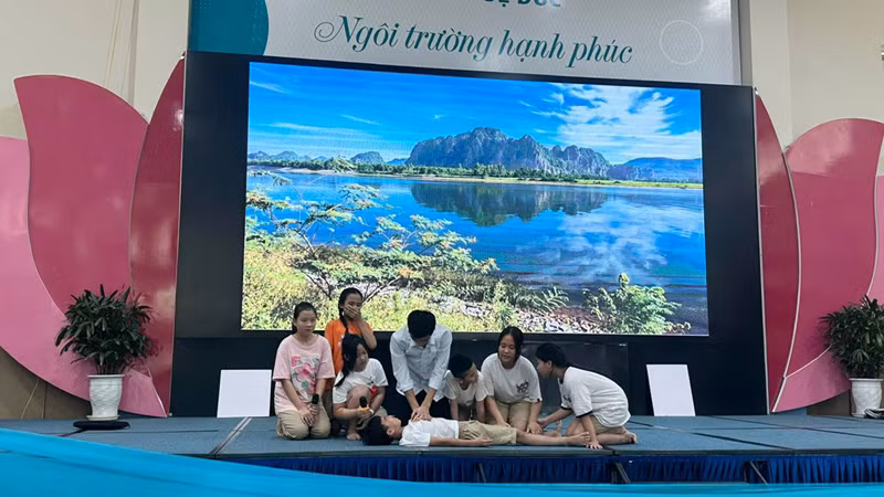 Hướng dẫn sơ cấp cứu tai nạn thương tích ở trẻ em.