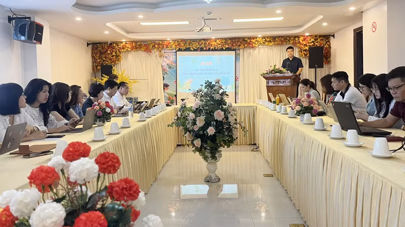 Quang cảnh buổi tập huấn.