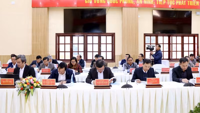 Đại biểu tham dự hội thảo.