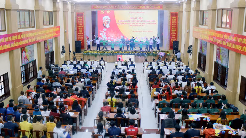 Quang cảnh hội thi.