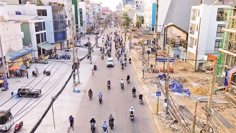 Khoảng 99% mặt bằng tuyến Metro số 2 Bến Thành-Tham Lương đi qua sáu quận đã được bàn giao cho chủ đầu tư.