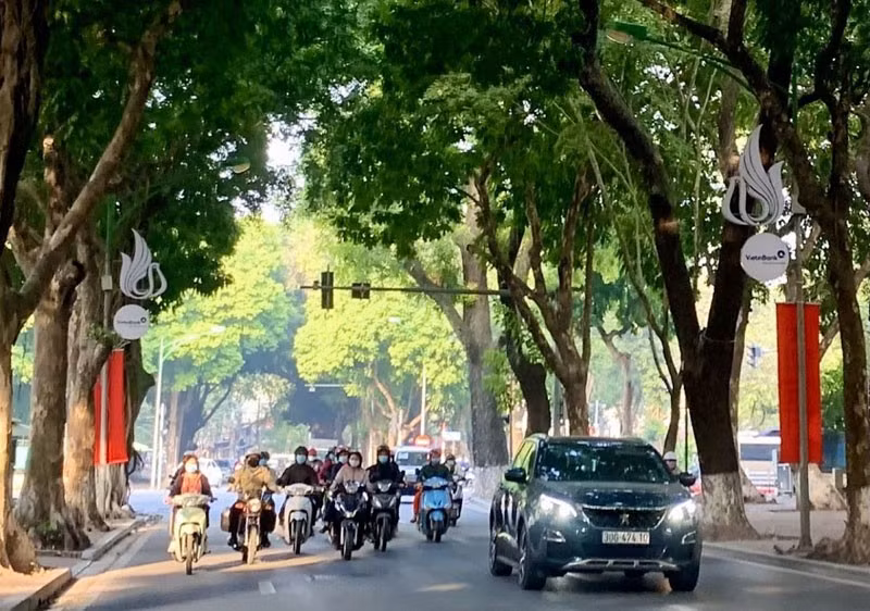 Khu vực Hà Nội sáng sớm có sương mù và sương mù nhẹ rải rác, trưa chiều hửng nắng. (Ảnh minh họa)