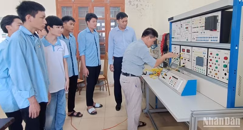 Xưởng thực hành điện tại Trường cao đẳng Nghề Thái Bình.