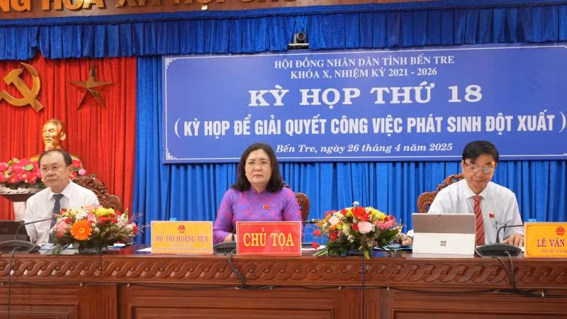 Hội đồng nhân dân tỉnh Bến Tre tổ chức Kỳ họp thứ 18 để giải quyết công việc phát sinh đột xuất. (Ảnh: HOÀNG TRUNG)